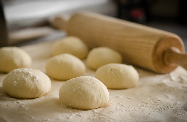 Ile kosztuje kawałek pizzy w Rzymie? Ile kosztuje kawałek pizzy w Rzymie?